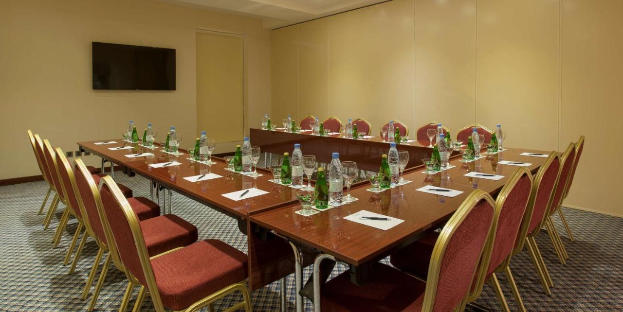 Radisson Blu Hotel, Dhahran Αλ Κομπάρ Εξωτερικό φωτογραφία