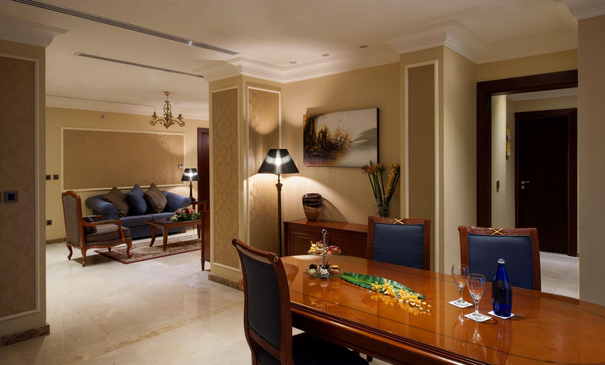 Radisson Blu Hotel, Dhahran Αλ Κομπάρ Εξωτερικό φωτογραφία